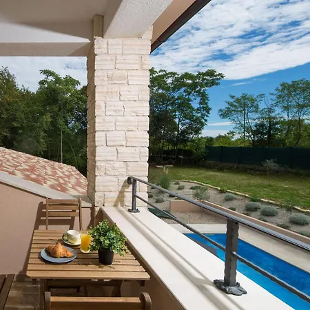 Istrische Happy House Holiday home *